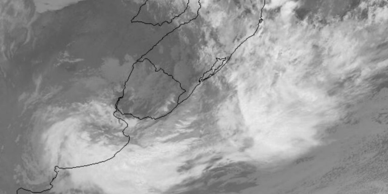 <span class="entry-title-primary">Ciclone extratropical se forma na Argentina e traz vento forte</span> <h2 class="entry-subtitle">Vento forte atinge a região do Prata nesta quinta com o ciclone, mas no Rio Grande do Sul o pior do vento já passou</h2>