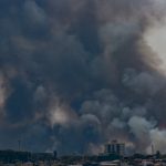 Grande incêndio atinge Brasília com tempo seco e muito quente