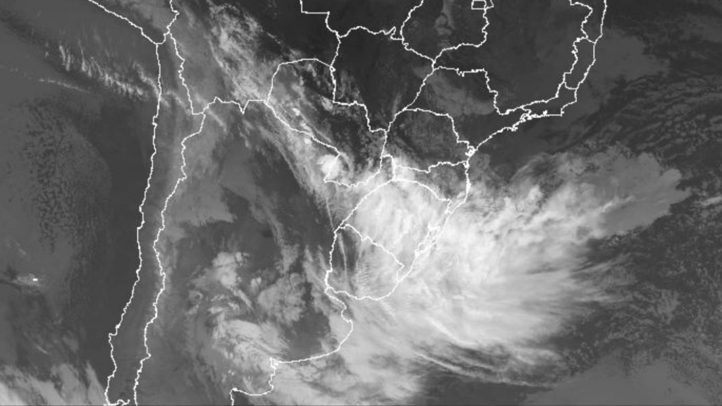 Frente fria traz chuva para os três estados do Sul do Brasil