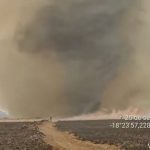 Redemoinho de fogo é registrado no Pantanal