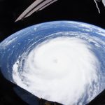 Astronauta fotografa o furacão Sam da Estação Espacial Internacional