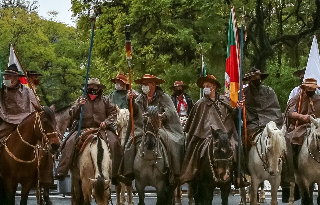 Feriadão farroupilha terá sol, chuva e temporais Metade Norte terá mais chuva nesta sexta e Metade Sul do Rio Grande do Sul registrará instabilidade maior na segunda-feira com uma frente quente