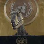 Godzilla do clima faz sucesso com apelo para salvar o planeta
