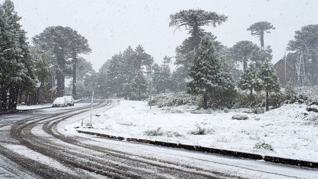 Neve traz paisagens deslumbrantes no meio de novembro na Argentina