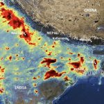 Nuvens tóxicas com níveis perigosos de poluição cobrem a Índia e Paquistão