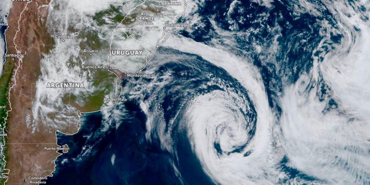 <span class="entry-title-primary">Ciclone extratropical no Atlântico mexe com tempo no Sul do Brasil</span> <h2 class="entry-subtitle">Frente fria associada ao ciclone extratropical traz muitas nuvens e chuva com queda de temperatura no Rio Grande do Sul </h2>