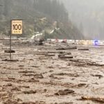 Chuva isola uma das maiores cidades do Canadá
