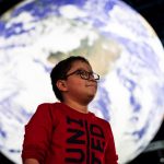 O menino de 12 anos que roubou a cena na COP26