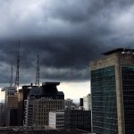 Frente fria muda o tempo em São Paulo amanhã