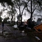 Possível tornado provoca destruição em cidade da Argentina