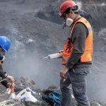 O que os cientistas encontraram ao chegar à cratera do vulcão em La Palma