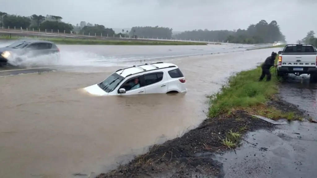 Episódio de chuva extrema teve até 250 mm na Costa Doce