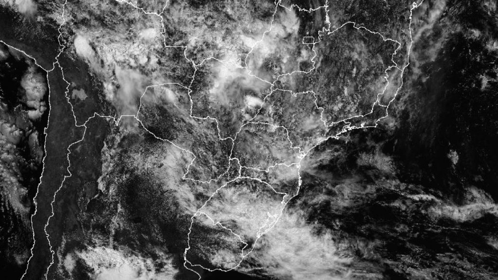 Um “mar de nuvens” e umidade sobre o Centro-Sul do Brasil