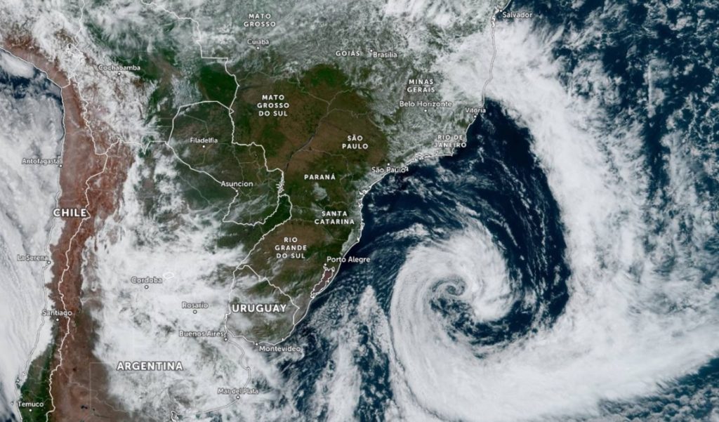 Enorme Ciclone Na Costa Do Sul Do Brasil Vira Tempestade Subtropical Ubá 9082