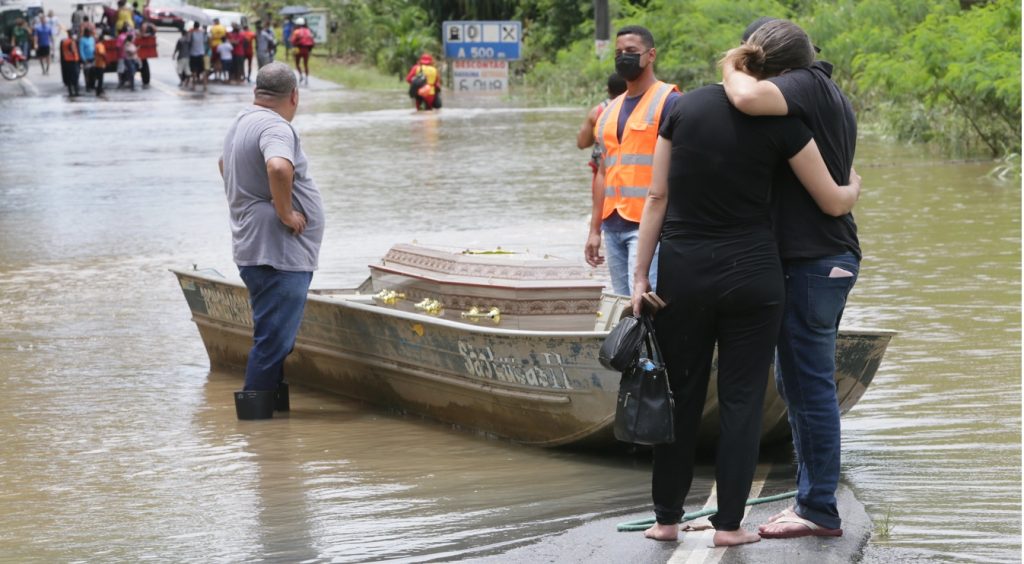 Imagens revelam a extensão da catástrofe da chuva na Bahia