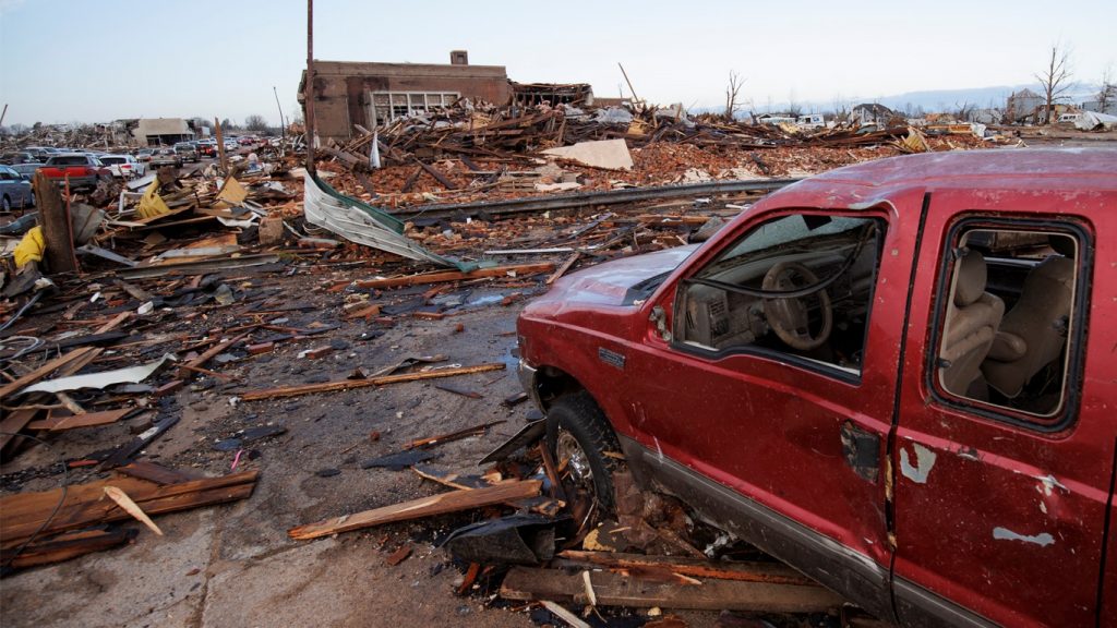 Cidade de Mayfield desapareceu com tornado de mais de 300 km/h