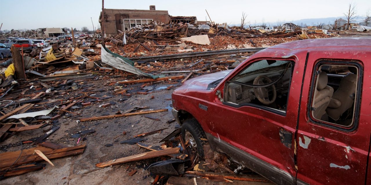 <span class="entry-title-primary">Cidade de Mayfield desapareceu com tornado de mais de 300 km/h</span> <h2 class="entry-subtitle">Devastação é total na cidade norte-americana de Mayfield, estado do Kentucky, atingida por um tornado arrasador durante a noite</h2>