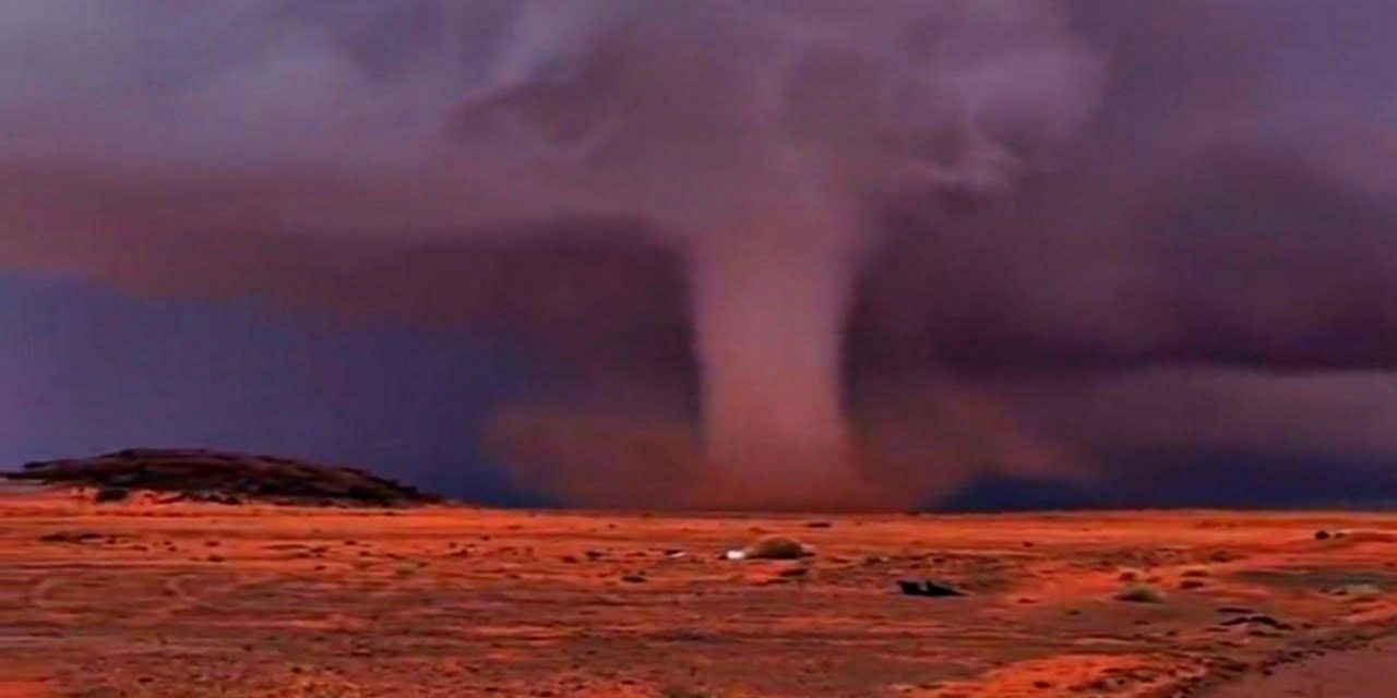 <span class="entry-title-primary">Neve e tornado em pleno deserto da Arábia Saudita</span> <h2 class="entry-subtitle">Começo de ano marcado por chuva, granizo, vento forte, neve e até um grande tornado no deserto da Arábia Saudita</h2>