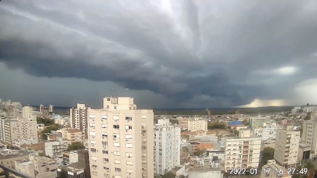 <span class="entry-title-primary">Vídeo registra chegada de tempestade que causou destruição em Guaíba</span> <h2 class="entry-subtitle">Gravação em velocidade acelerada feito a partir de Porto Alegre mostra o avanço da célula de tempestade sobre Guaíba e Eldorado do Sul </h2>