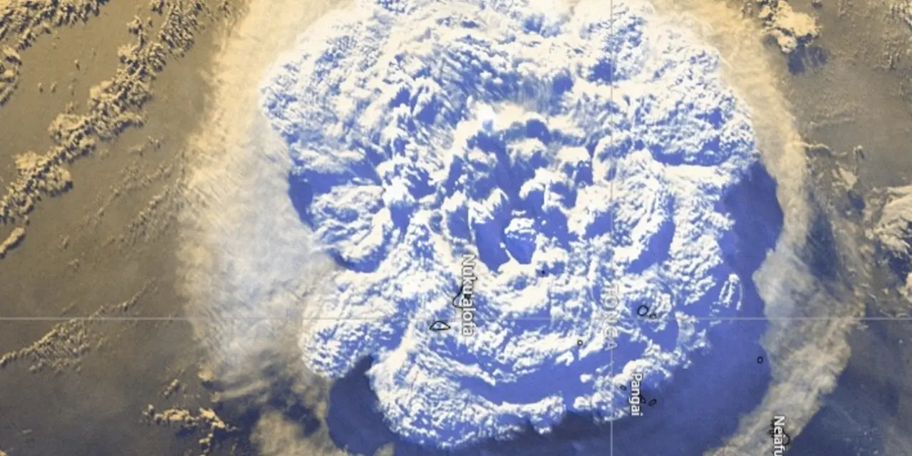 <span class="entry-title-primary">Erupção gigante de vulcão traz tsunami e imagens de satélite  jamais vistas</span> <h2 class="entry-subtitle">Hunga Tonga-Hunga Haʻapai explodiu de forma massiva no começo deste sábado com tsunami e onda de choque sentida em vários países</h2>