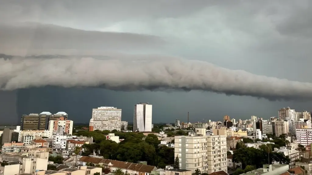 Onda de calor vai chegar ao fim com temporais no Sul do Brasil