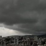 Grande Porto Alegre tem chuva de até um mês em apenas um dia
