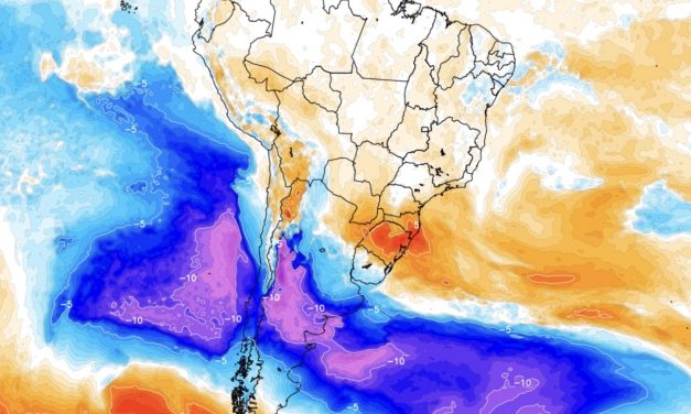 Forte massa de ar frio avança pela Argentina com neve
