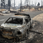 Tempestade de neve apaga incêndios arrasadores no Colorado