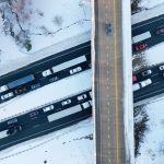 O que ocorreu com passageiro de Uber preso por horas em nevasca