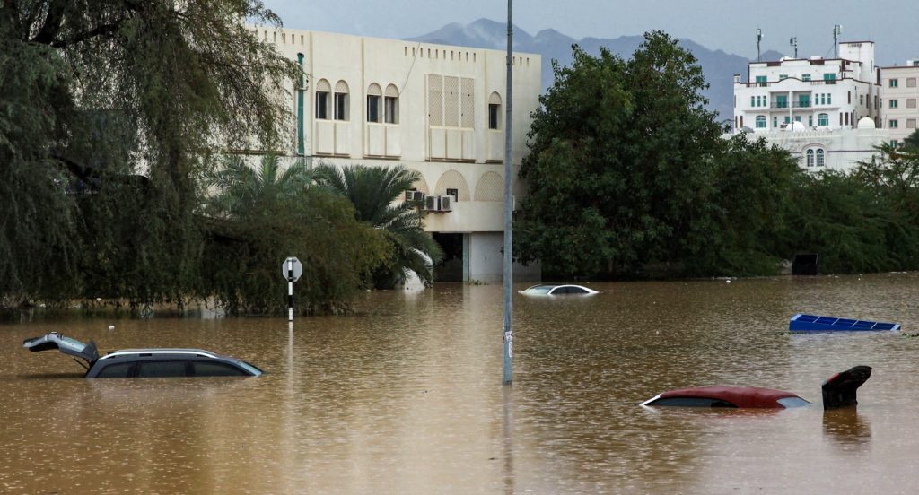 Sul do Brasil amarga seca enquanto desertos do Oriente Médio têm enchentes