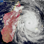 Imagem de satélite mostra ciclone Batsirai a caminho de Madagascar