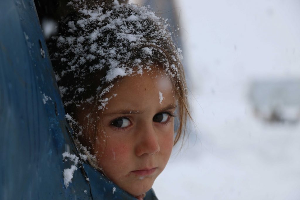 Frio mata bebês na tragédia do inverno que o mundo ignora
