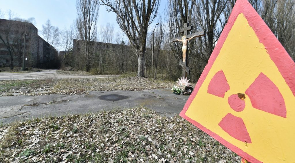 O que causou os picos de radiação na zona de Chernobyl