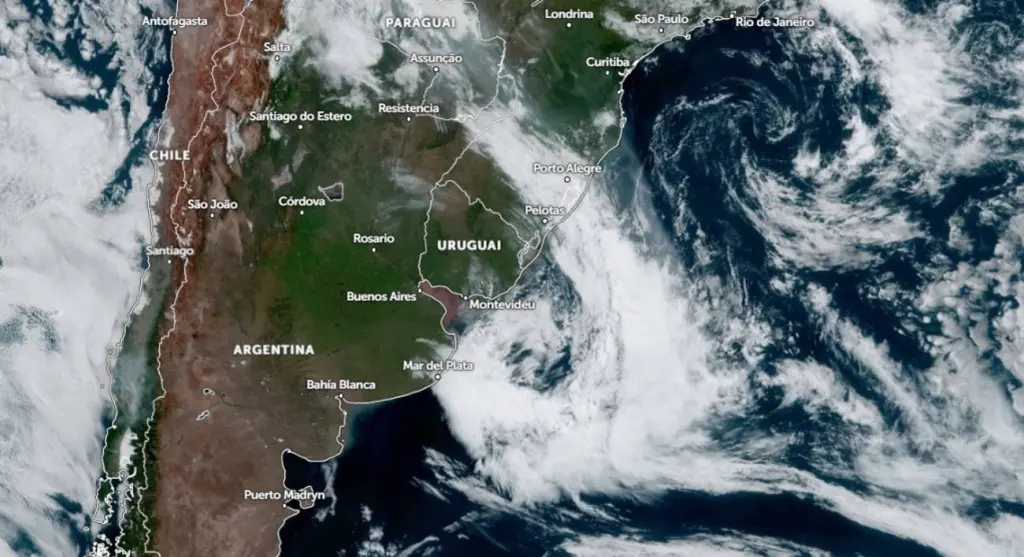 Ciclone impulsiona ar mais frio neste começo de semana