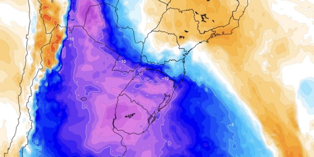 <span class="entry-title-primary">Massa de ar frio chega, temperatura desaba e trará clima de inverno</span> <h2 class="entry-subtitle">Temperatura muito baixa para o fim de março e o começo de abril com chegada de ar frio ao Sul, Centro-Oeste e o Sudeste do Brasil </h2>