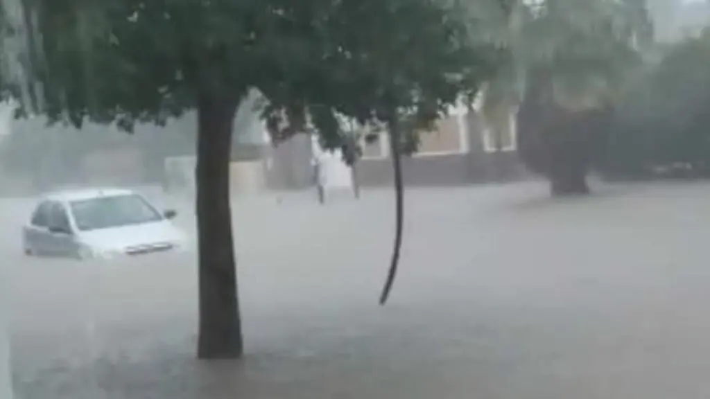 Chuva traz inundações na Argentina e avança para o Sul do Brasil