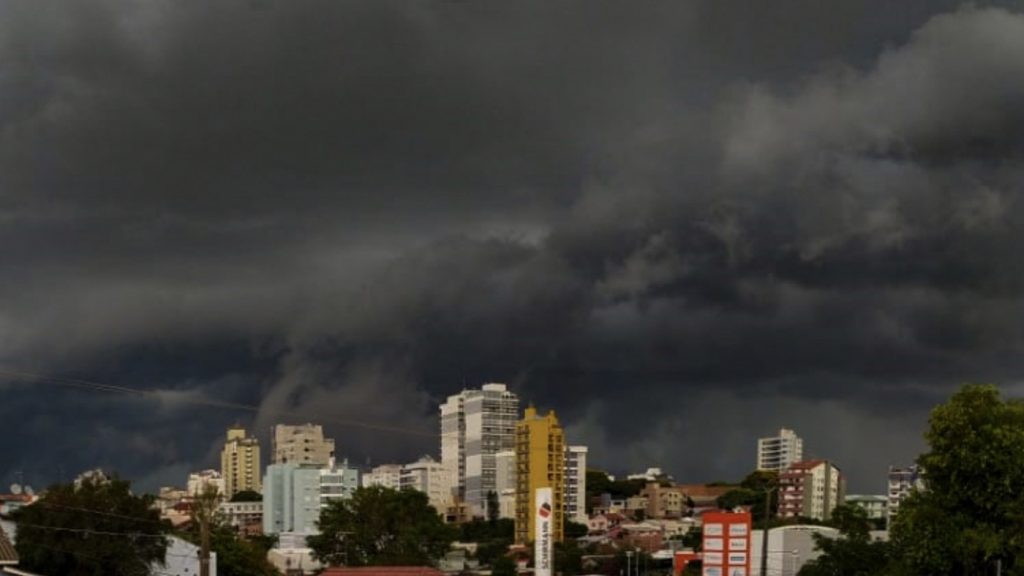Risco de temporais prossegue em parte do Sul do Brasil