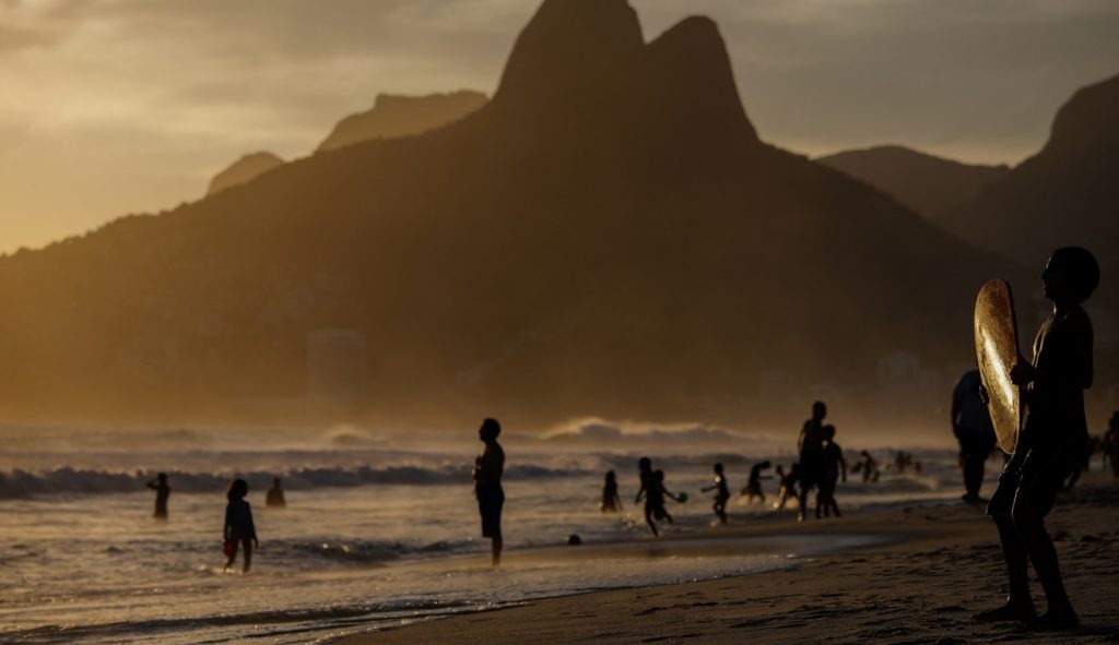 Rio de Janeiro sairá do calorão para muita chuva e dias agradáveis