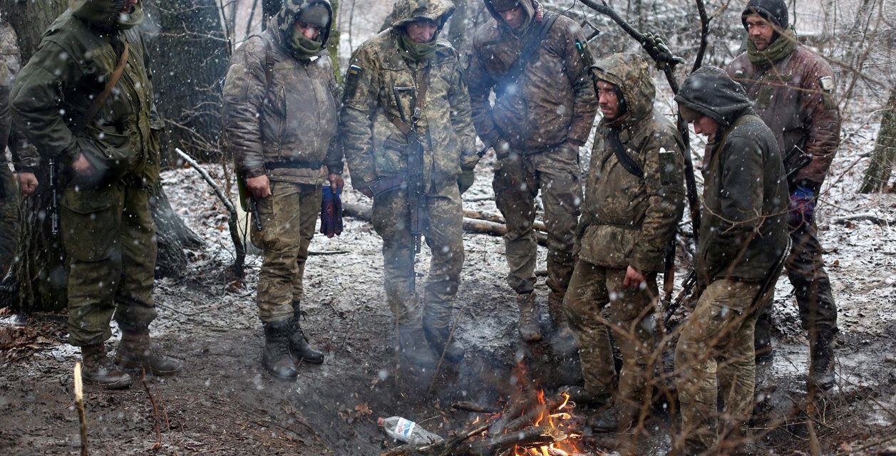<span class="entry-title-primary">Frio extremo pode retardar avanço de tropas russas na Ucrânia</span> <h2 class="entry-subtitle">Analistas militares dizem que a temperatura baixa castigará as tropas russas carentes de suprimentos como combustíveis</h2>