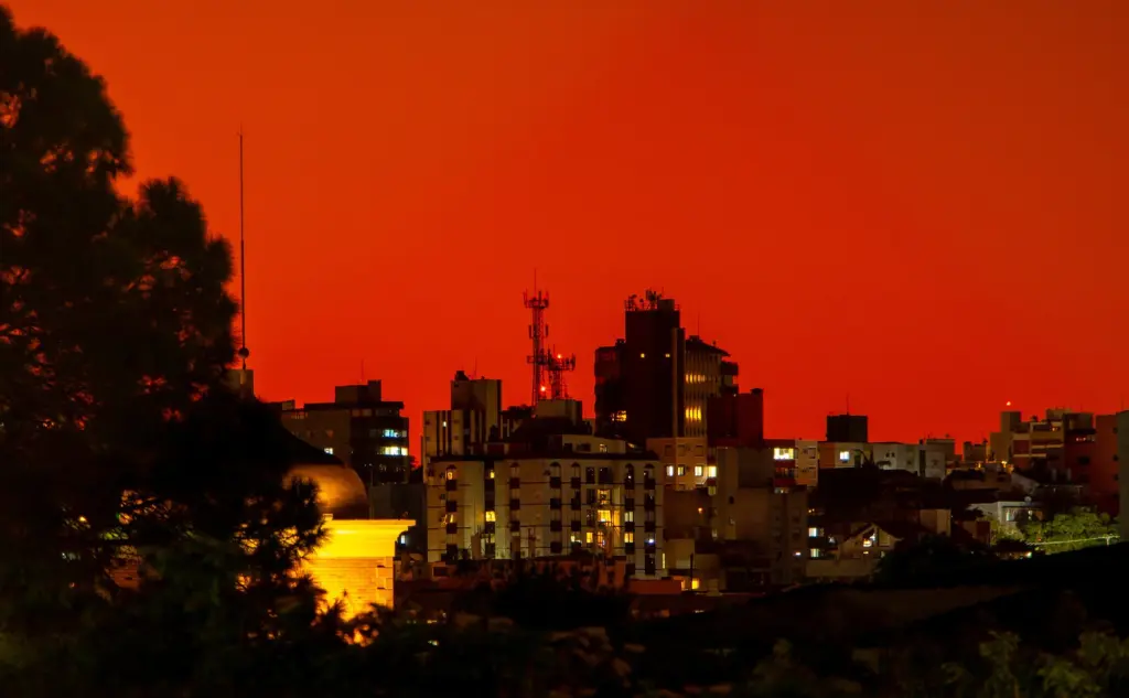 Um fim de semana com show de cores no céu