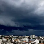 Novo episódio de chuva forte e volumosa no começo da semana