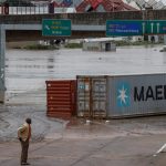 África do Sul enfrenta desastre por chuva e vento