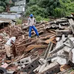 Mais de 300 mortos nas piores inundações na África do Sul em décadas