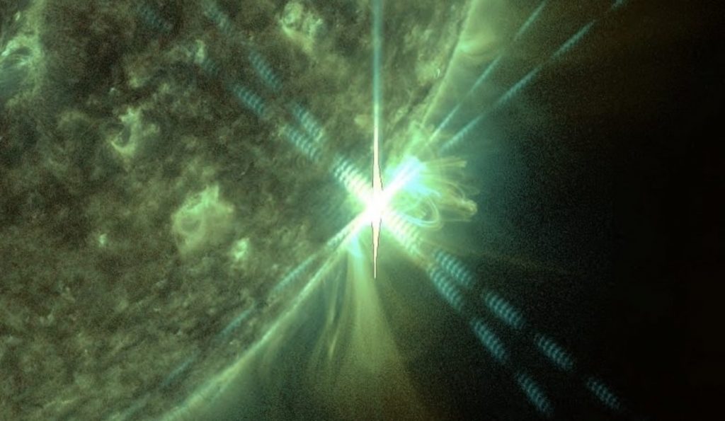 Maior explosão no sol do atual ciclo solar de 11 anos