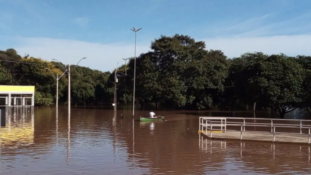 Uruguai sobe e enchente atinge a Fronteira Oeste gaúcha