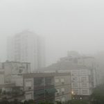 Nevoeiro denso marcou o começo do sábado