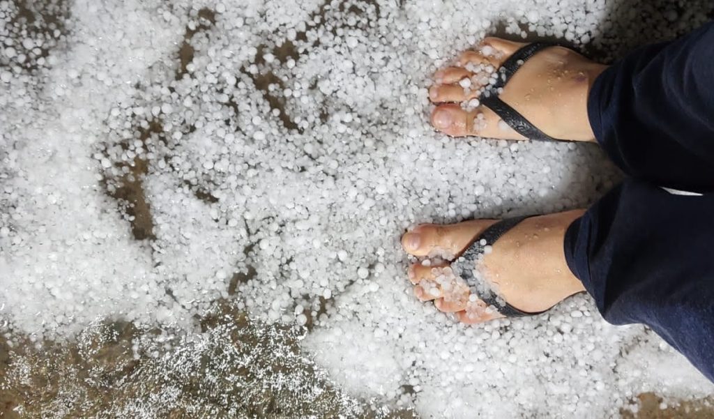 Temporal violento de vento e granizo atinge a fronteira