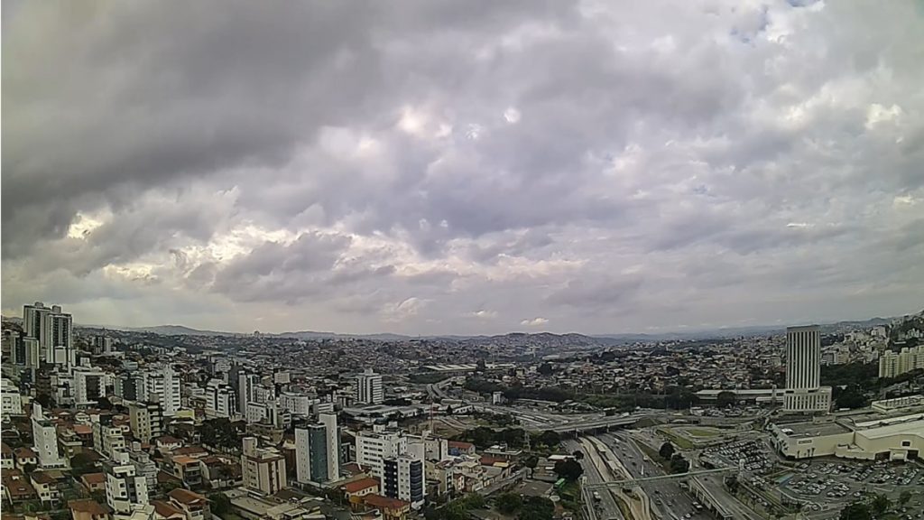 Belo Horizonte terá sol, nuvens e noites frias após chuva incomum