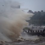 As impressionantes imagens do ciclone Yakecan em Montevidéu