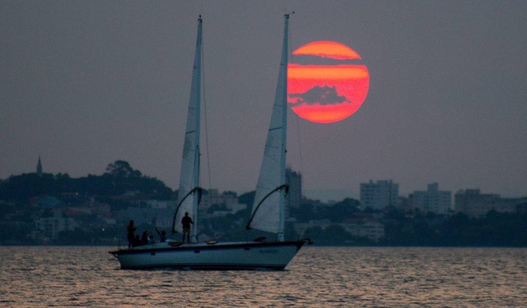 Como será o clima em agosto